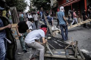 Street fighting in Cirze